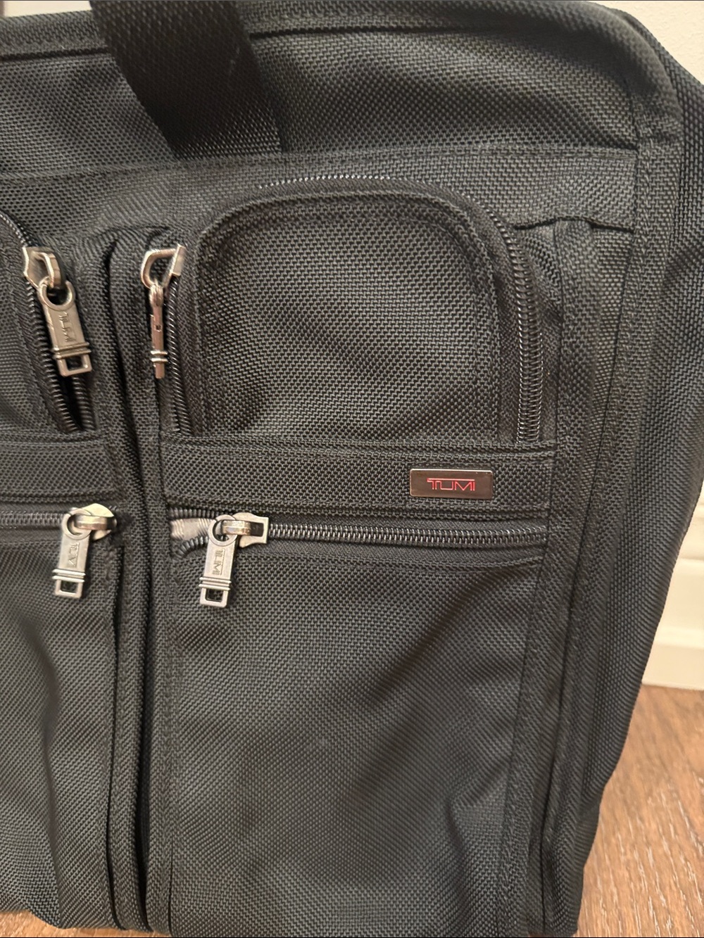 Tumi Black Nylon Laptop Briefcase with Leather Handles - Picture 3 of 6
